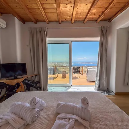 M11 - King And Queens - Luxury With Pool & Gym