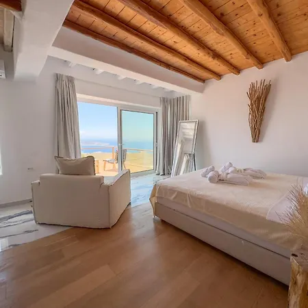 M11 - King And Queens - Luxury With Pool & Gym